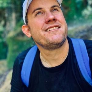 Meet your Posher, Joshua